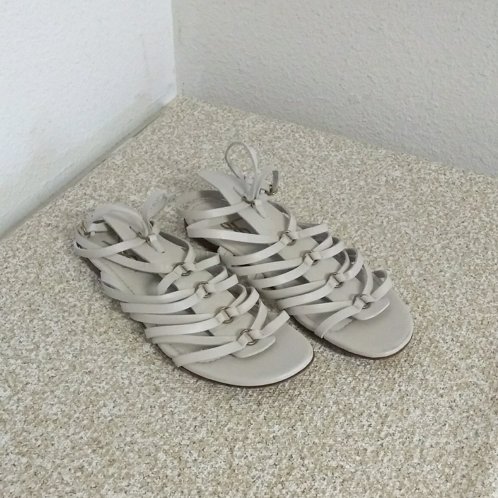 YSL Yves Saint Laurent Gladiator Sandals. - Picture 7 of 8